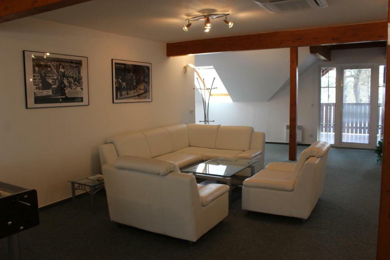 Apartman V Podskali Hluboká nad Vltavou Buitenkant foto