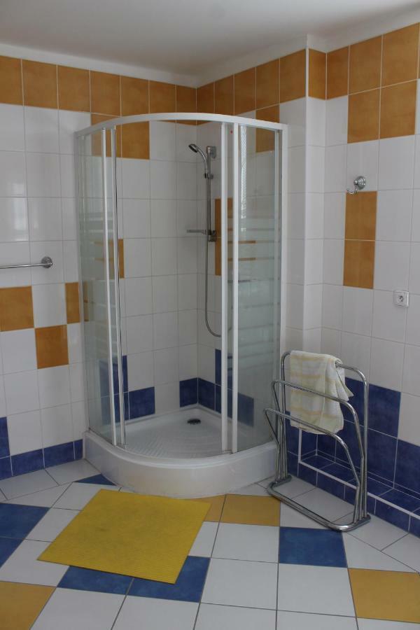 Apartman V Podskali Hluboká nad Vltavou Buitenkant foto